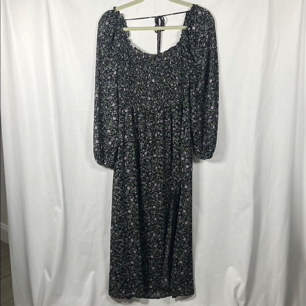 ASTR The Label Women's Floral Smocked Midi Dress Black Purple Size M - Picture 5 of 9